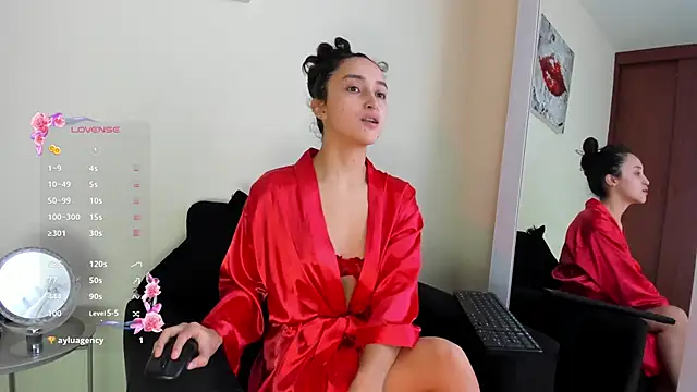 its  angelica  online show from 11-17-25, 06:45