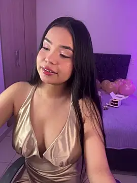 Snapshot of AuroraFiore chatting on 06-15-26, 02:34 AuroraFiore online show from 06-15-26, 02:34