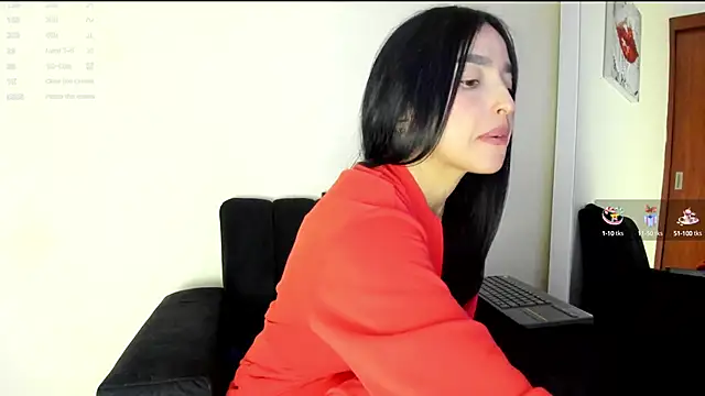 victoria  lace  online show from 03-19-25, 04:14