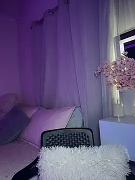 tuckersabrina online show from 11-20-25, 12:28