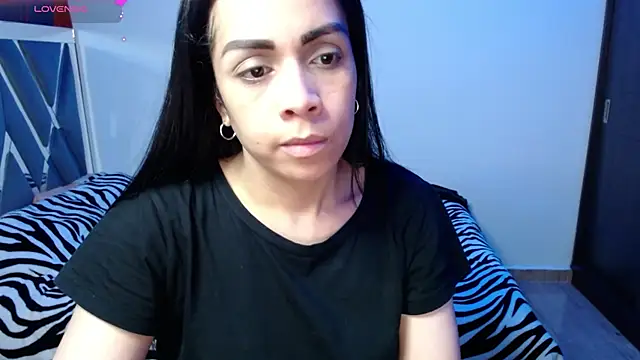 Snapshot of Amber_Lovely chatting on 09-10-25, 12:20 Amber Lovely online show from 09-10-25, 12:20