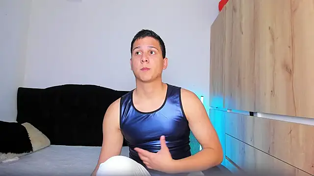 ANDREZALVAREZ online show from 10-27-25, 10:54