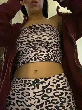 kittyprettybby online show from 05-23-26, 03:55