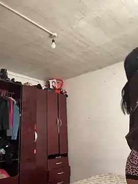 kittyprettybby online show from 05-17-26, 08:31