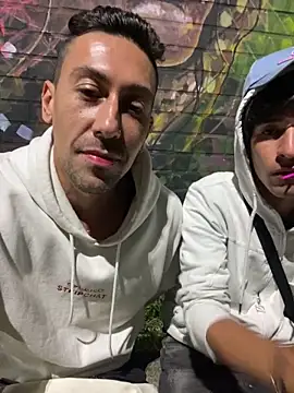 dantedesirexx online show from 09-17-25, 04:03