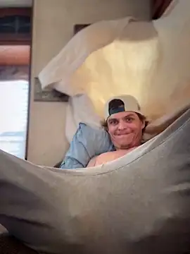 Snapshot of devinshd chatting on 03-02-26, 11:11 devinshd online show from 03-02-26, 11:11