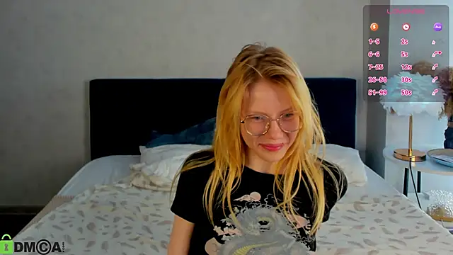 Esme Runn online show from 05-21-26, 03:15