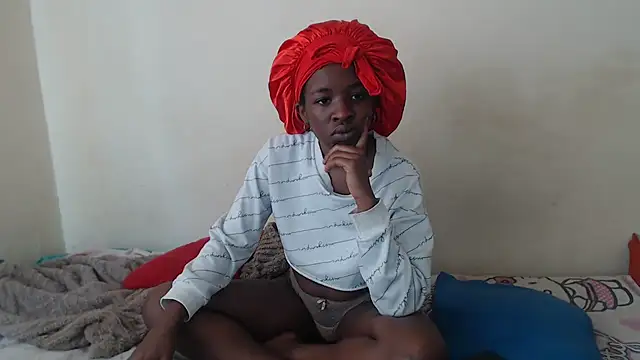 SexyRed18 online show from 09-23-25, 06:31