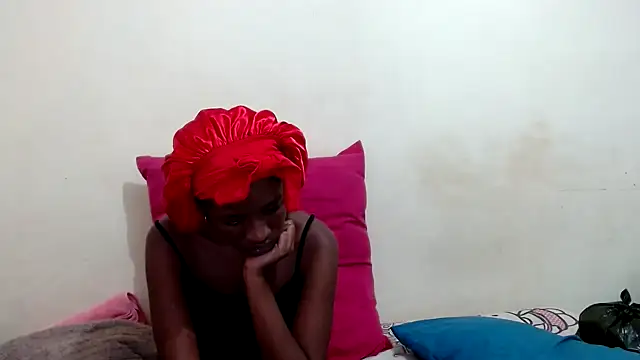 SexyRed18 online show from 09-20-25, 06:24