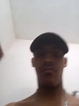 difredis09 online show from 04-09-26, 03:51