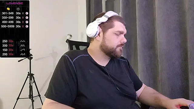 Snapshot of KingMarti chatting on 02-01-26, 02:10 KingMarti online show from 02-01-26, 02:10