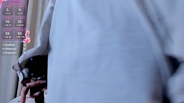 OttilieDurow online show from 03-18-25, 08:59