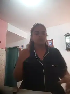 Evabigass online show from 02-17-25, 06:17