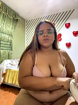 Evabigass online show from 11-04-25, 01:20