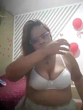 Evabigass online show from 02-15-25, 10:00