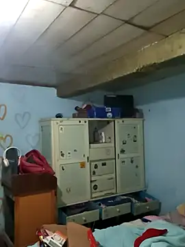 Elvishcassie  online show from 03-09-25, 08:42