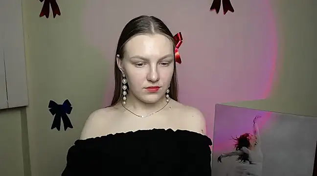 Snapshot of _AlMamiyy_ chatting on 02-10-25, 12:19  AlMamiyy  online show from 02-10-25, 12:19