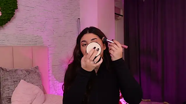 RachelSwaan online show from 11-13-25, 07:34