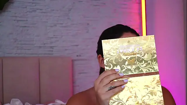 RachelSwaan online show from 02-04-26, 06:08