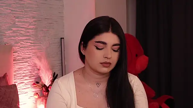 RachelSwaan online show from 02-26-25, 05:46