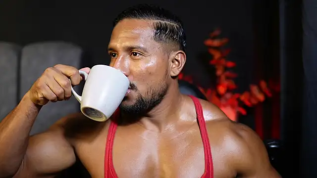 CallumMuscle online show from 11-20-25, 01:50