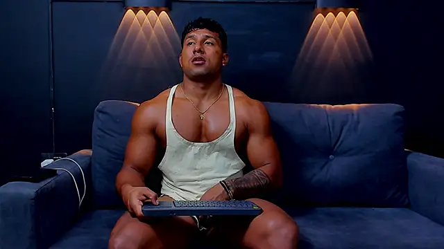 CallumMuscle online show from 02-14-25, 03:33