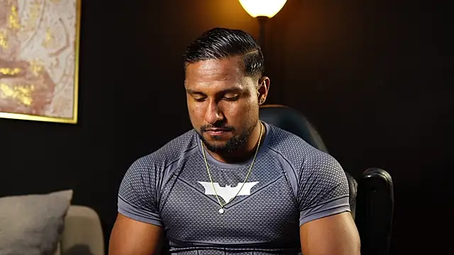 CallumMuscle online show from 04-12-26, 02:04