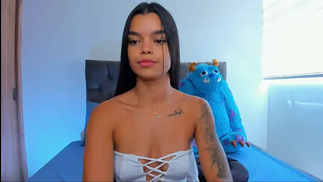 mia world  online show from 11-07-25, 05:17