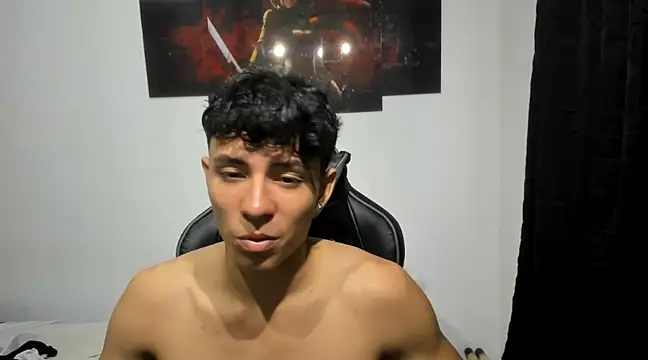 Snapshot of enzo_sloran chatting on 02-18-25, 01:11 enzo sloran online show from 02-18-25, 01:11