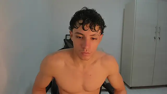 enzo sloran online show from 03-26-26, 06:17