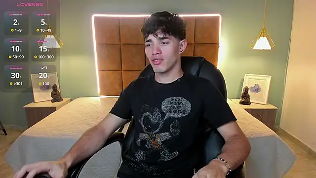 AlejooTwink online show from 11-23-25, 03:38