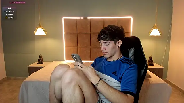 AlejooTwink online show from 05-06-26, 05:00
