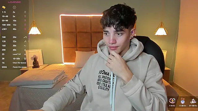 AlejooTwink online show from 10-15-25, 03:05