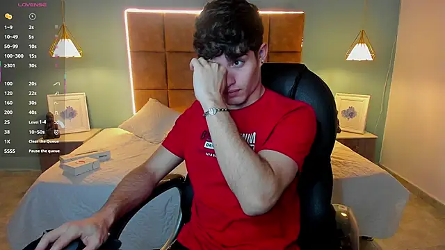 AlejooTwink online show from 09-28-25, 01:12