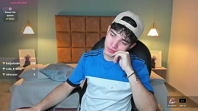 AlejooTwink online show from 11-15-25, 03:32