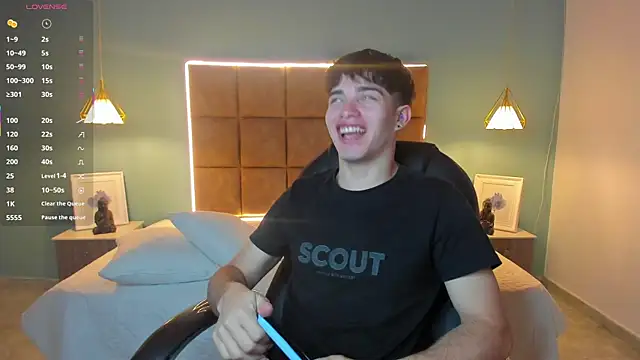 AlejooTwink online show from 10-17-25, 12:47