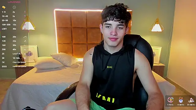 AlejooTwink online show from 09-24-25, 11:32