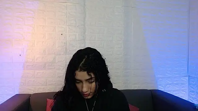 Layla 707 online show from 02-17-25, 11:22