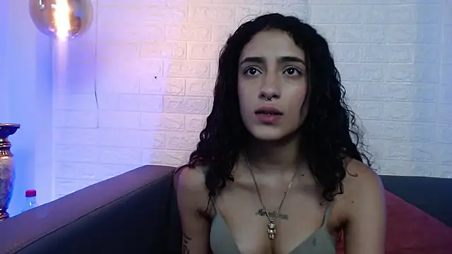 Layla 707 online show from 02-18-25, 02:27