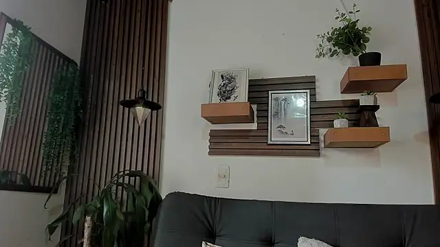 Layla 707 online show from 02-27-26, 08:19