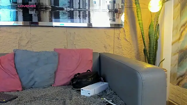 Layla 707 online show from 11-05-25, 02:42