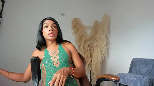 Snapshot of Sharicklovee chatting on 05-14-26, 07:55 Sharicklovee online show from 05-14-26, 07:55