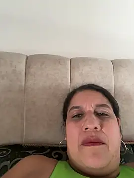 Snapshot of siri_duque chatting on 06-29-26, 08:41 siri duque online show from 06-29-26, 08:41