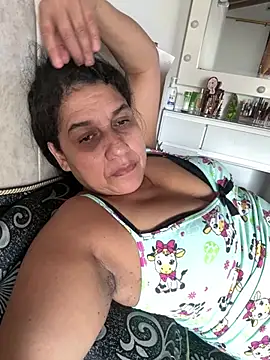 Snapshot of siri_duque chatting on 07-20-26, 04:53 siri duque online show from 07-20-26, 04:53