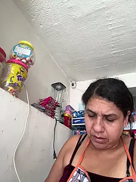 Snapshot of siri_duque chatting on 07-04-26, 04:00 siri duque online show from 07-04-26, 04:00