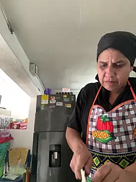siri duque online show from 06-04-26, 07:07