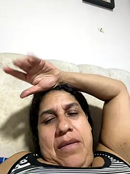 siri duque online show from 10-09-25, 10:43
