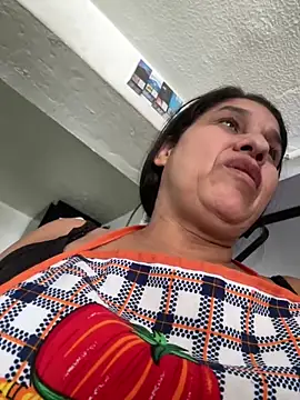 siri duque online show from 04-22-26, 04:14
