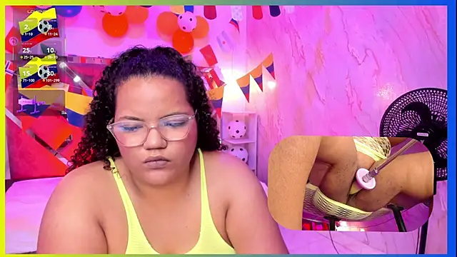 Snapshot of MhiaRey chatting on 06-24-26, 01:21 MhiaRey online show from 06-24-26, 01:21