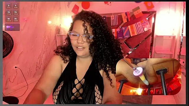 Snapshot of MhiaRey chatting on 07-16-26, 02:03 MhiaRey online show from 07-16-26, 02:03